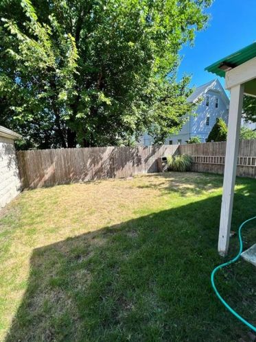 60 Woodbine St, Providence RI  02919-3679 exterior