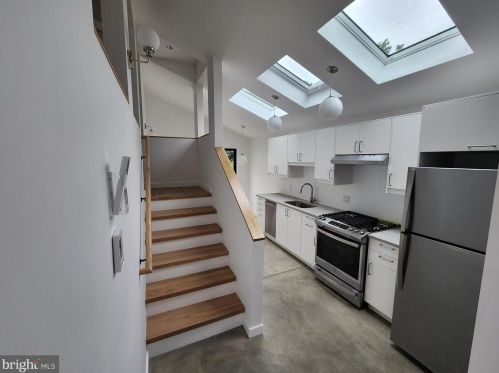 1048 Prospect St, Trenton NJ  08638-3121 exterior