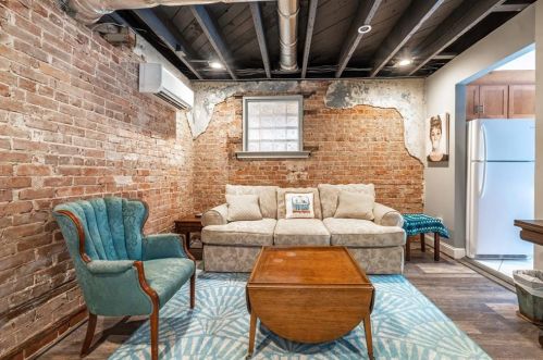 146 Hurt St, Atlanta GA 30307-2537 exterior