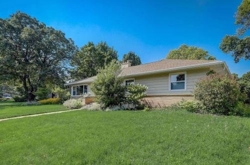 4510 Odana Rd, Madison WI  53711-1445 exterior