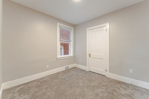 3124 Landis St, Pittsburgh PA 15204-1715 exterior