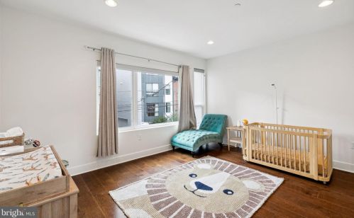 1324 Howard St, Philadelphia PA 19122-2445 exterior