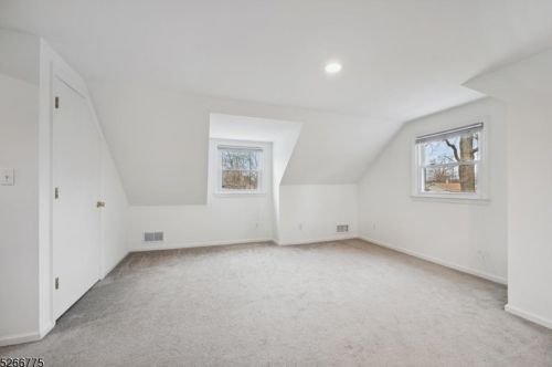 96 Fairmount Rd, Parsippany NJ 07054-3915 exterior