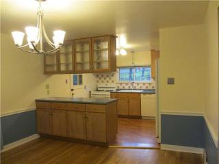 2307 Lambeth Dr, Pittsburgh PA  15241-2413 exterior