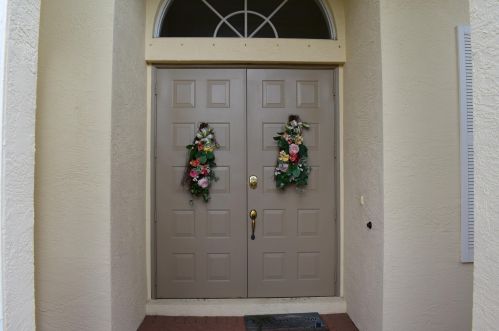 523 Lake Manatee Way, Fort Pierce FL  34986-1775 exterior