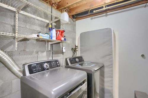 269 Randy Ln, Moon Twp PA  15108-4753 exterior