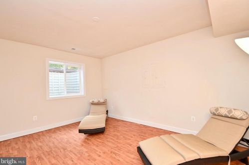 5718 Colfax Ave, Alexandria VA 22311-1012 exterior