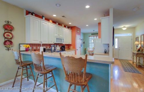 7 Cromwell Ln, Jackson Twp NJ 08527-4687 exterior