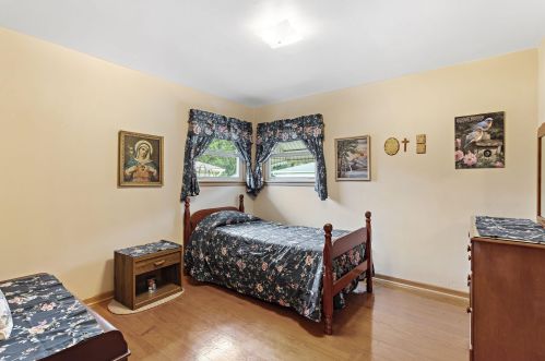 4703 Spg Ln, Milwaukee WI 53223-4340 exterior