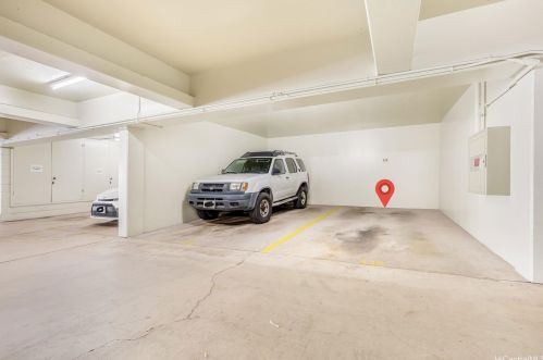 1122 Kinau St, Honolulu HI  96814-1142 exterior