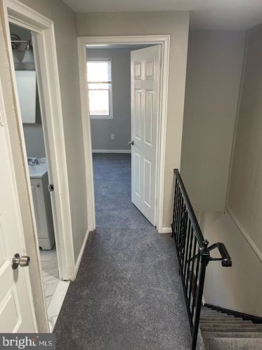 1051 Kenwood Ave, Camden NJ  08103-2732 exterior