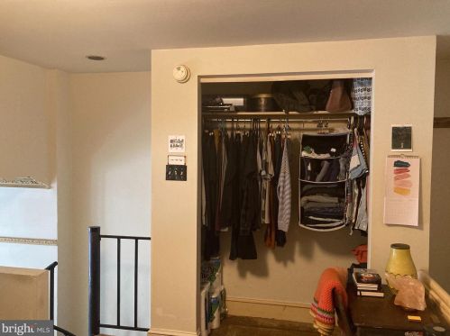 1531 Green St, Philadelphia PA  19130-4005 exterior