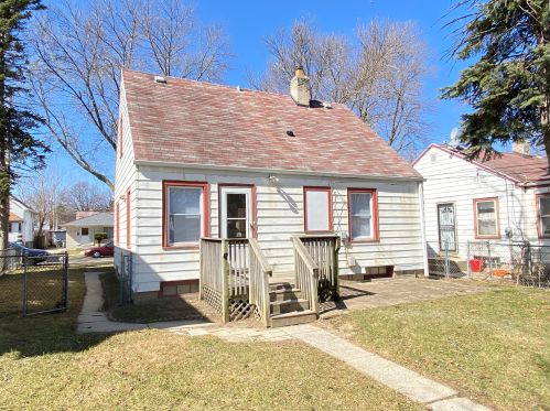 3750 39th St, Milwaukee, WI 53216-3068