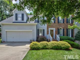 413 Kingswood Dr, Cary, NC 27513-4064