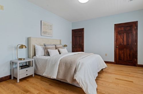 78 Hbr Vw St, Boston MA exterior