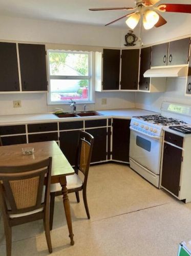 1175 Burton Rd, Meskegon, MI 49442-4179