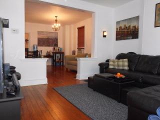 4205 Pechin St, Philadelphia PA  19128-5021 exterior