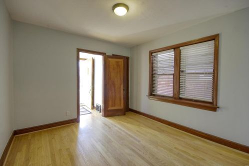 5559 Devonshire Ave, Saint Louis MO 63109-2872 exterior