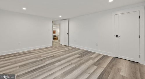 2706 Valley Dr, Alexandria VA  22302-2845 exterior