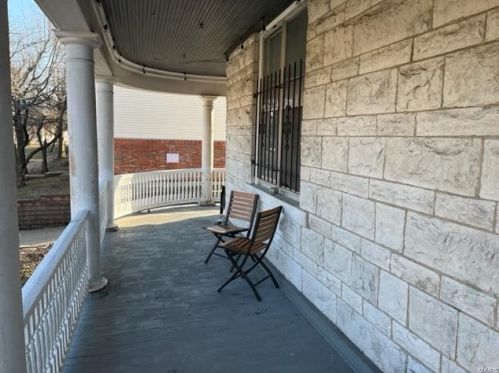 5530 Etzel Ave, Saint Louis MO 63112-3402 exterior