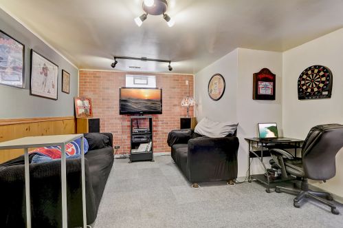 7419 Winchester Ave, Chicago IL 60626-1512 exterior