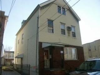 35 Ann St, Newark, NJ 07105-5117