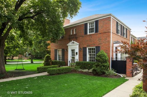 5656 Kenneth Ave, Chicago IL  60646-5906 exterior