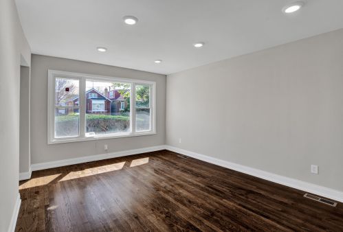 9722 Calumet Ave, Chicago IL  60628-1430 exterior