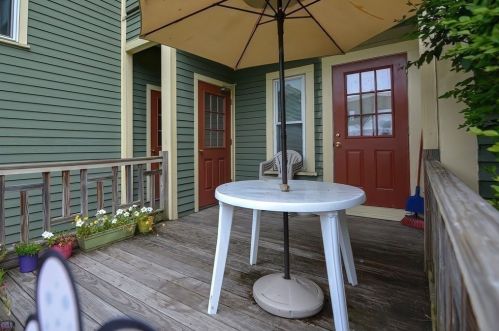 32 Burncoat St, Worcester MA 01605-1814 exterior