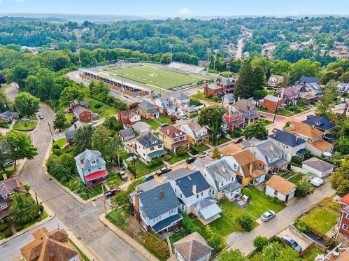 1706 Montpelier Ave, Pittsburgh PA  15216-1915 exterior