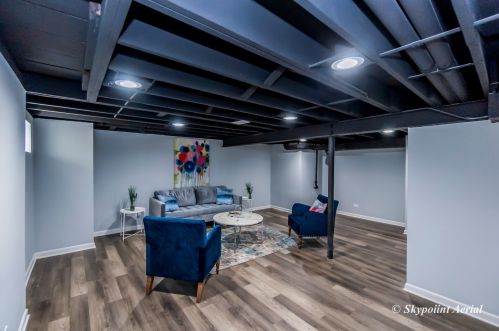 8523 Damen Ave, Chicago IL 60612-3728 exterior