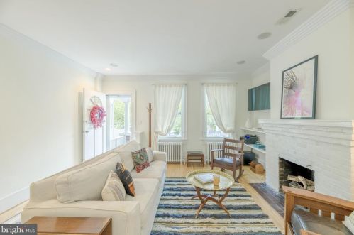 117 Peyton St, Alexandria VA 22314-2723 exterior