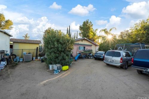 24660 Spg St, Perris CA 92570-8273 exterior