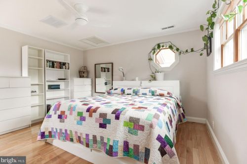 716 Silver Spring Ave, Silver Spring MD 20910-4615 exterior