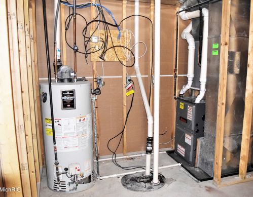 3105 Tillie Run, Cedar Springs MI 49319-9485 exterior