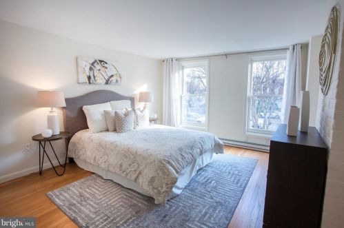 418 Capitol St, Washington DC  20003-4012 exterior