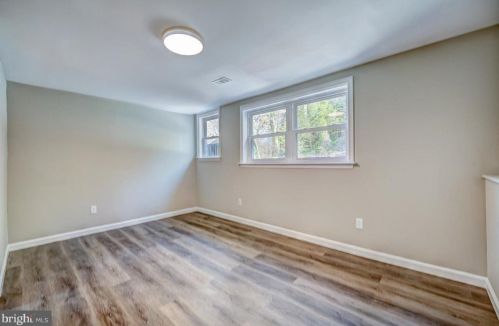 6013 Leewood Dr, Alexandria VA 22310-1920 exterior