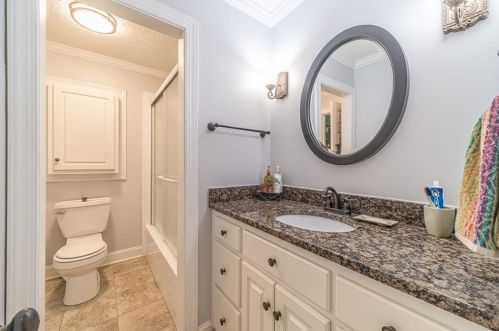 2201 Valley Creek Cir, Lithonia GA  30078-2532 exterior