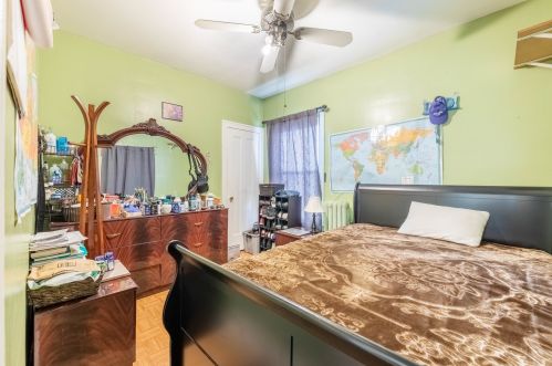 5833 Whipple St, Chicago IL 60659-3708 exterior