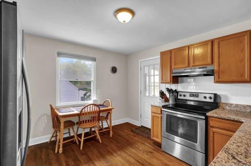 218 Alexander Rd, New Britain CT 06053-1060 exterior