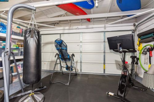 1350 Cross Way, Concord CA 94520-3008 exterior