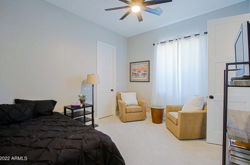 4226 42nd St, Phoenix AZ  85018-4208 exterior