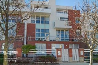 2942 Hermitage Ave, Chicago IL  60657-1210 exterior