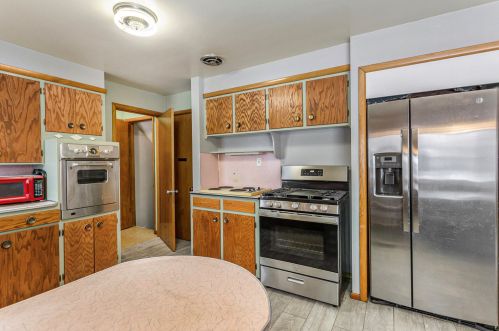 1408 Meadowlane Dr, Grand Rapids MI 49508-4655 exterior