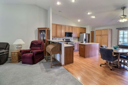 8466 Marshall Pl, Gary IN 46410-5697 exterior