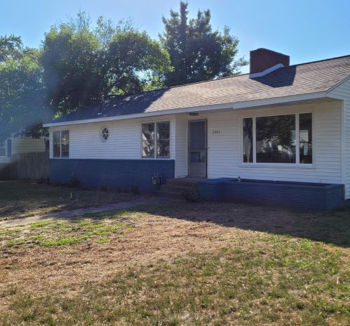 2983 Westland Rd, Meskegon MI  49441-3860 exterior