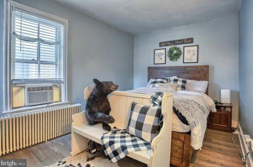 134 Cherry St, Slatington PA 18080-2005 exterior