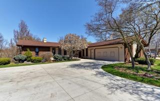 908 Robin Hill Dr, Joliet, IL 60404-9611