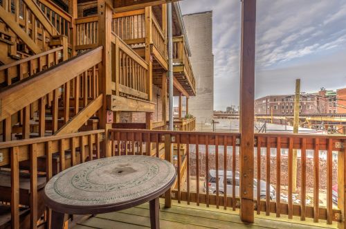 948 Sheridan Rd, Chicago IL  60613-2928 exterior