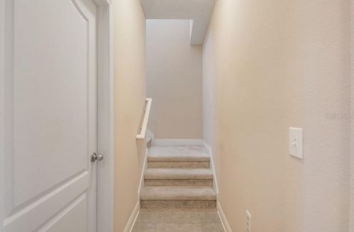 3826 Cass St, Tampa FL 33606-1305 exterior